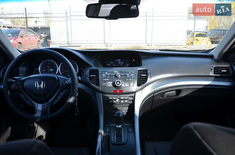 Седан Honda Accord 2012 в Киеве фото 40 Седан Honda Accord 2012 в Киеве