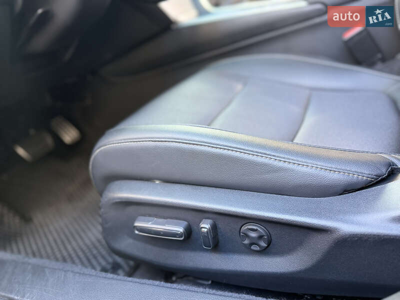 Седан Honda Accord 2022 в Киеве фото 41 Седан Honda Accord 2022 в Киеве