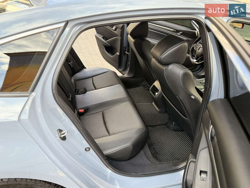 Седан Honda Accord 2022 в Киеве фото 63 Седан Honda Accord 2022 в Киеве