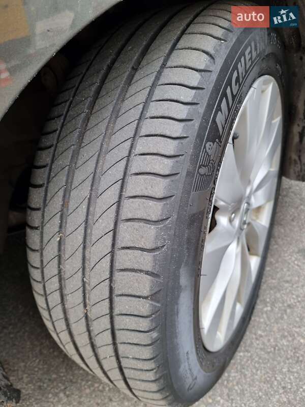 Седан Honda Accord 2014 в Киеве