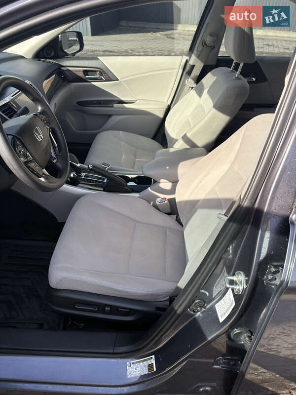 Седан Honda Accord 2017 в Івано-Франківську