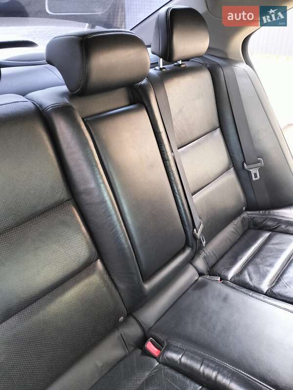 Седан Honda Accord 2010 в Киеве