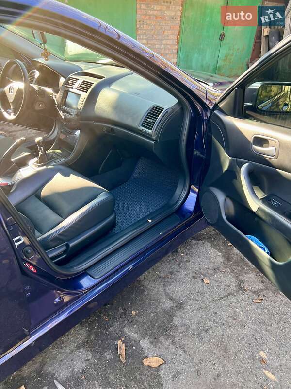 Седан Honda Accord 2003 в Запорожье