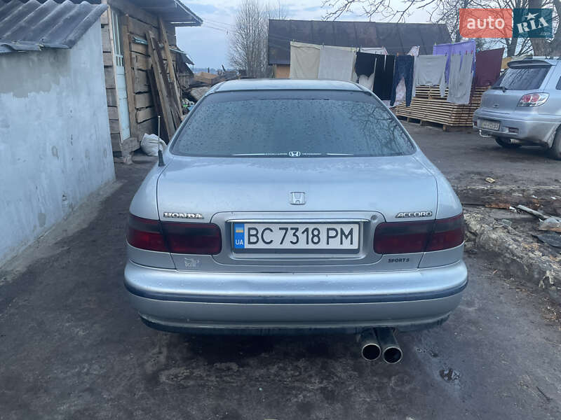 Седан Honda Accord 1997 в Жовкве фото 8 Седан Honda Accord 1997 в Жовкве