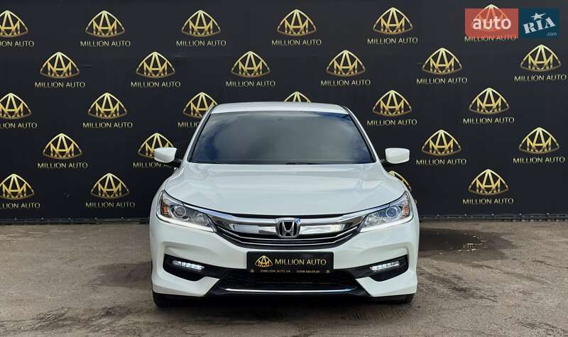 Седан Honda Accord 2016 в Киеве фото 2 Седан Honda Accord 2016 в Киеве