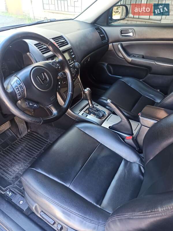 Седан Honda Accord 2006 в Запорожье