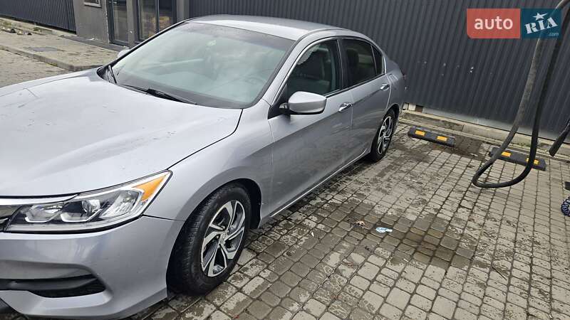 Седан Honda Accord 2016 в Львове