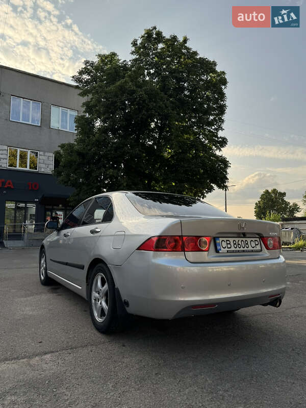 Седан Honda Accord 2003 в Чернигове