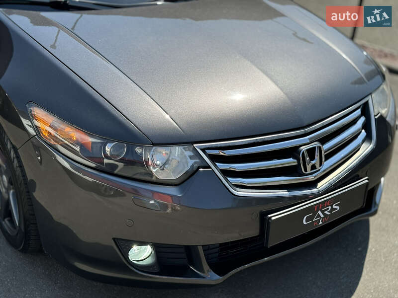 Седан Honda Accord 2008 в Киеве