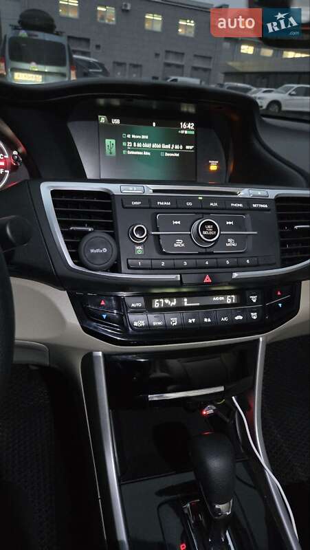 Седан Honda Accord 2017 в Киеве