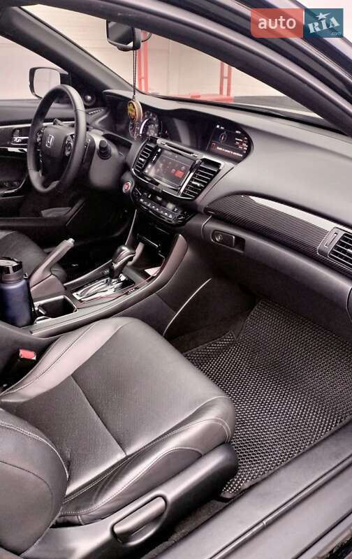 Купе Honda Accord 2016 в Виннице