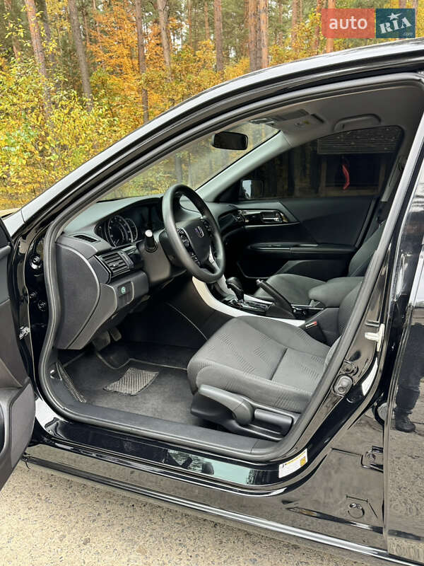 Седан Honda Accord 2017 в Нетішині