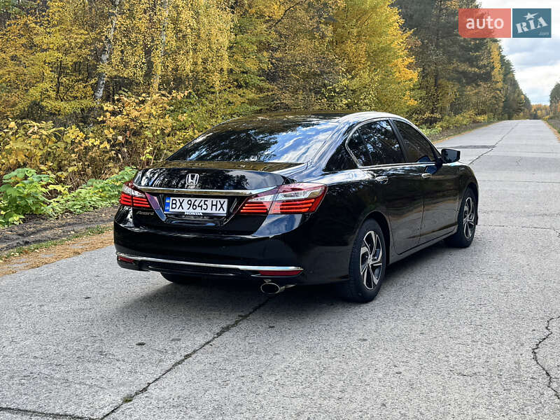Седан Honda Accord 2017 в Нетішині