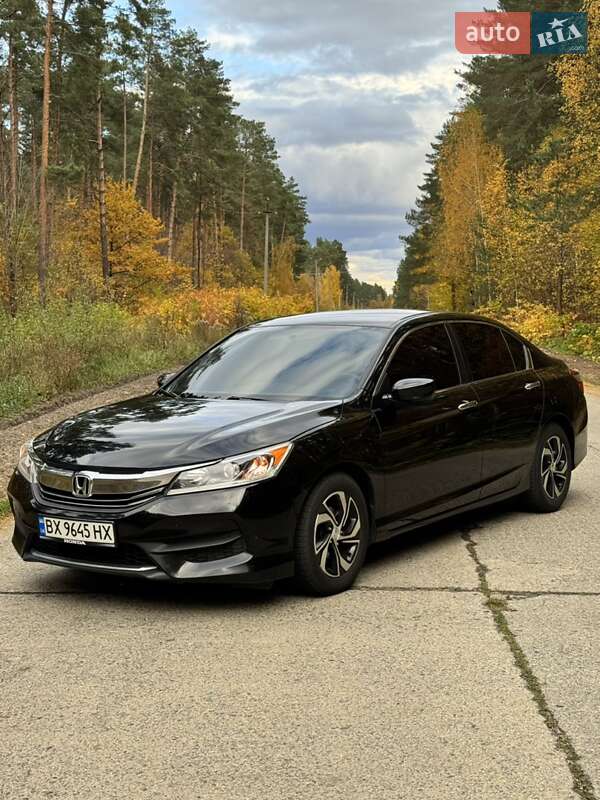 Седан Honda Accord 2017 в Нетішині