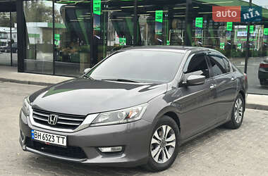 Седан Honda Accord 2015 в Одессе