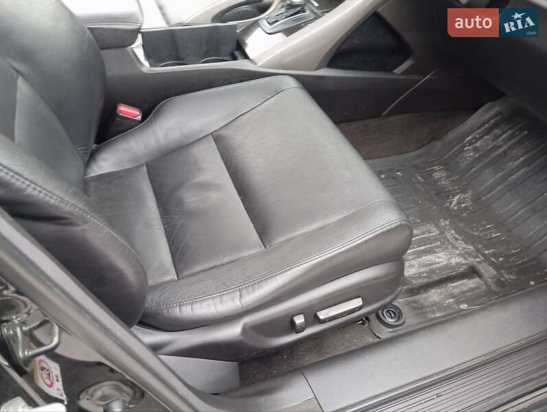 Седан Honda Accord 2010 в Бучі