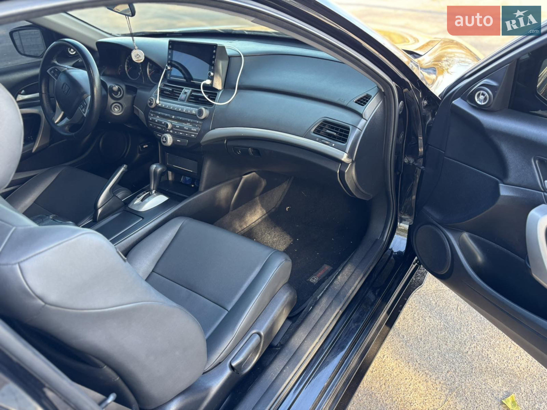 2010 Honda Accord - мініатюра 10