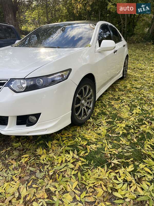 Седан Honda Accord 2008 в Ужгороде