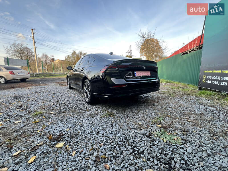 Седан Honda Accord 2024 в Шептицькому