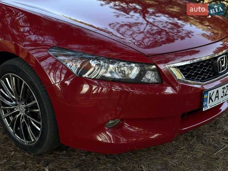 Купе Honda Accord 2008 в Радомышле
