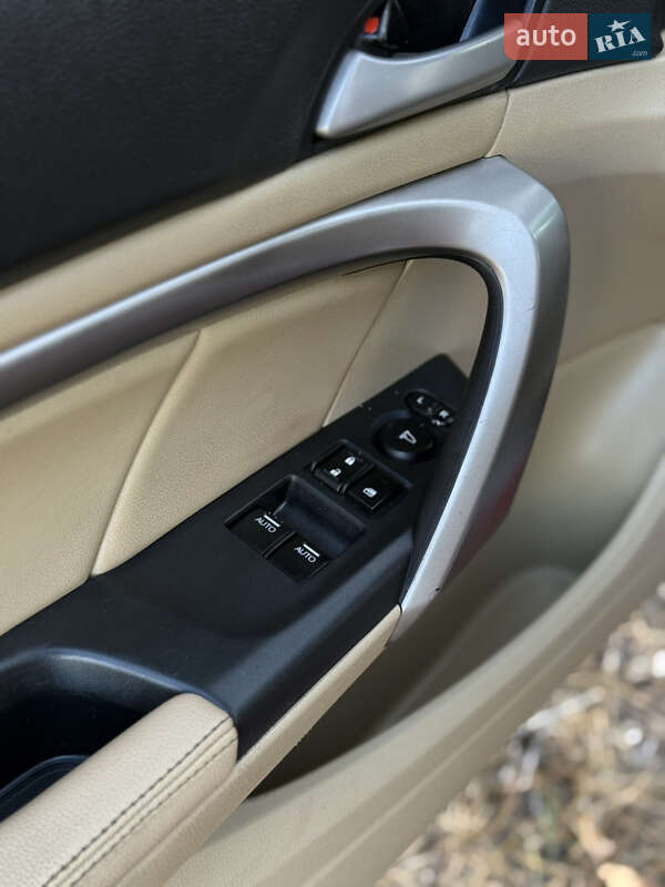 Купе Honda Accord 2008 в Радомышле