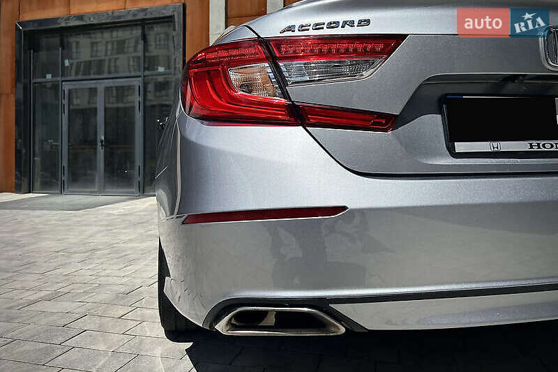 Седан Honda Accord 2018 в Киеве фото 8 Седан Honda Accord 2018 в Киеве