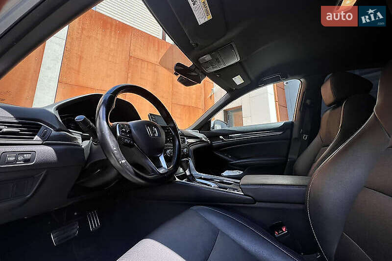 Седан Honda Accord 2018 в Киеве фото 13 Седан Honda Accord 2018 в Киеве