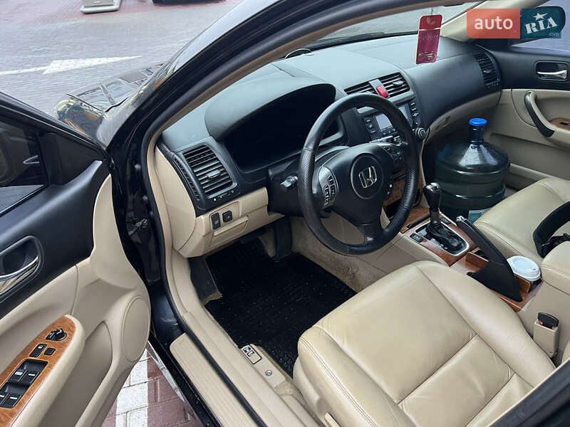 Седан Honda Accord 2006 в Черкассах