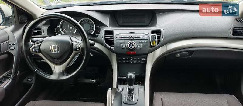 Седан Honda Accord 2009 в Киеве