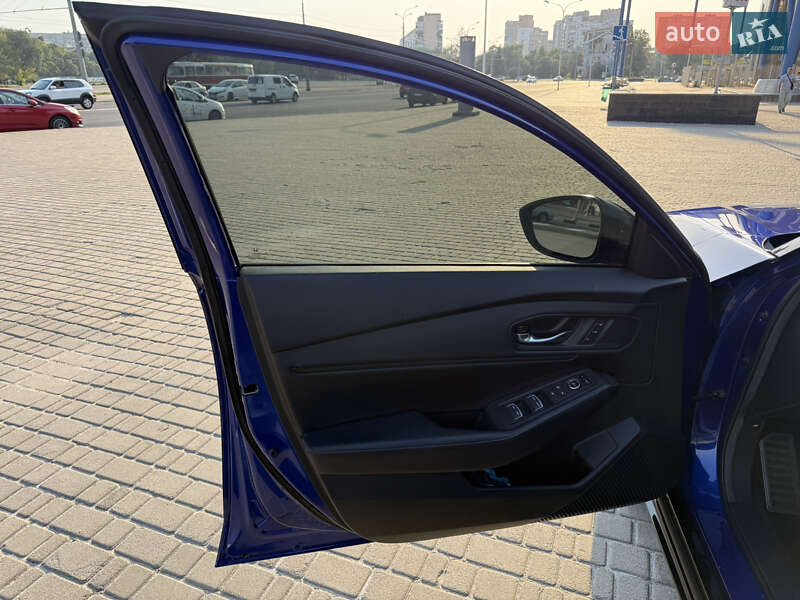 Седан Honda Accord 2023 в Луцке