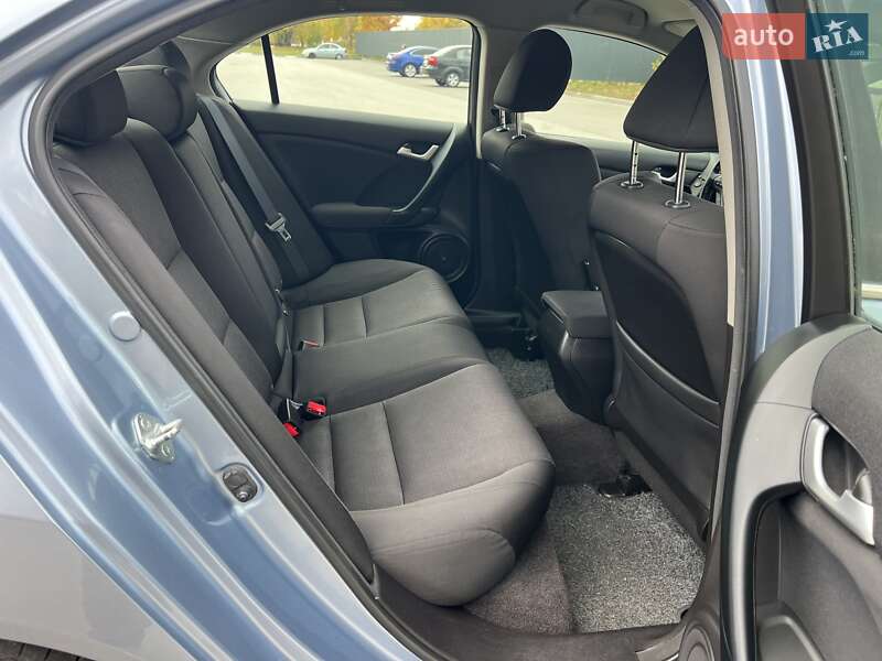 Седан Honda Accord 2013 в Богуславе фото 60 Седан Honda Accord 2013 в Богуславе