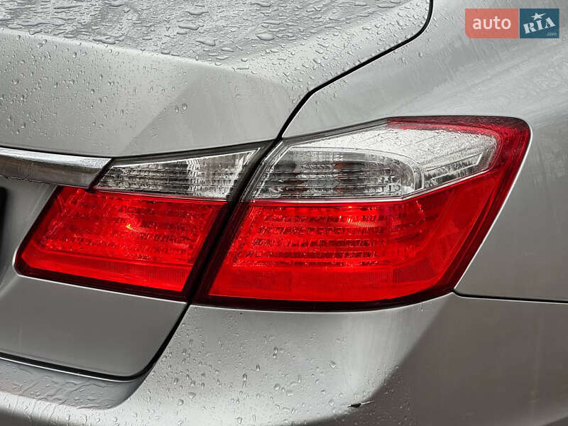 Седан Honda Accord 2013 в Охтирці