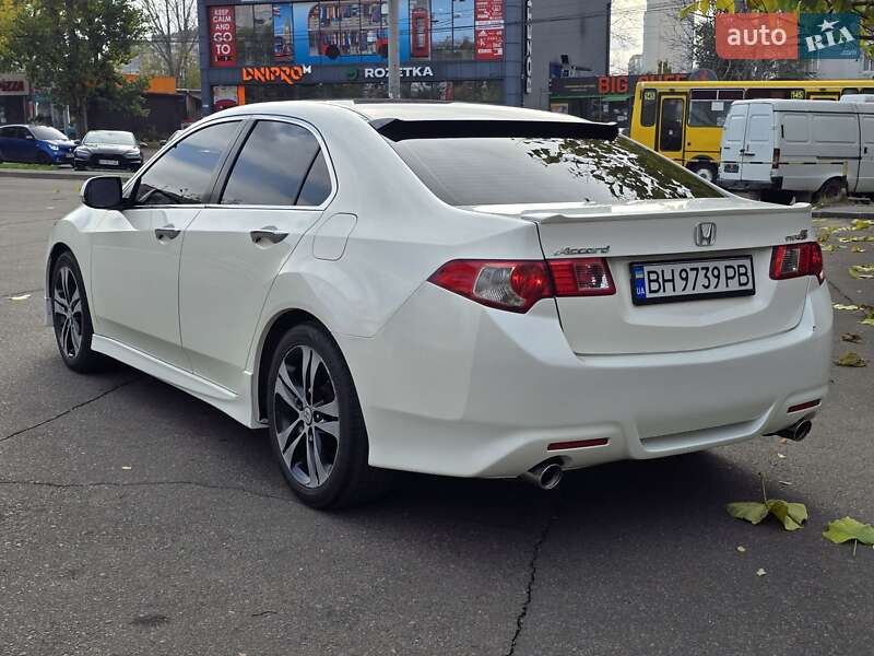 Седан Honda Accord 2010 в Одессе