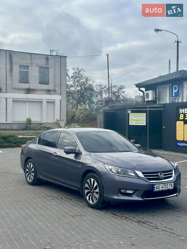 Седан Honda Accord 2014 в Дніпрі