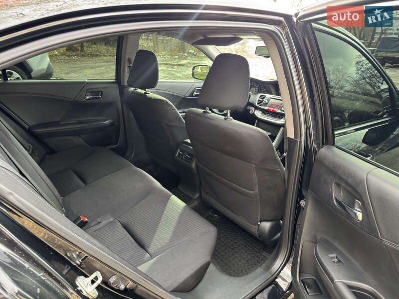 Седан Honda Accord 2013 в Киеве фото 10 Седан Honda Accord 2013 в Киеве