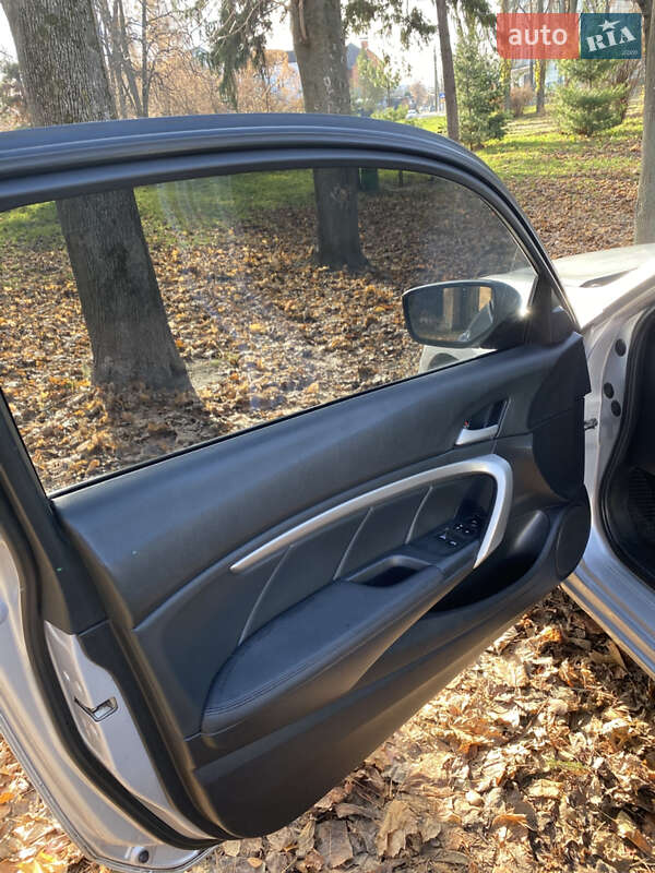 Купе Honda Accord 2008 в Києві фото 11 Купе Honda Accord 2008 в Києві