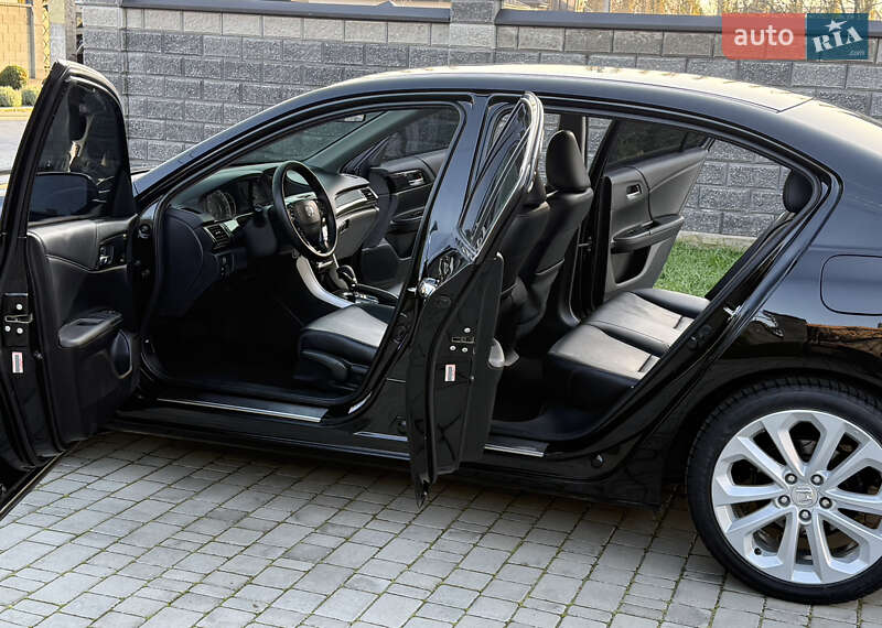Седан Honda Accord 2015 в Ровно фото 28 Седан Honda Accord 2015 в Ровно