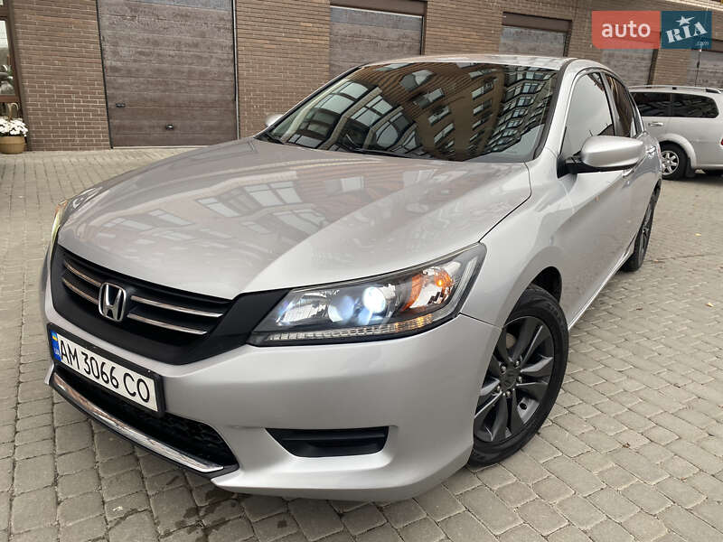 Седан Honda Accord 2014 в Житомире фото Седан Honda Accord 2014 в Житомире