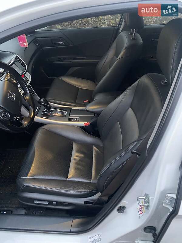 Седан Honda Accord 2014 в Києві фото 16 Седан Honda Accord 2014 в Києві