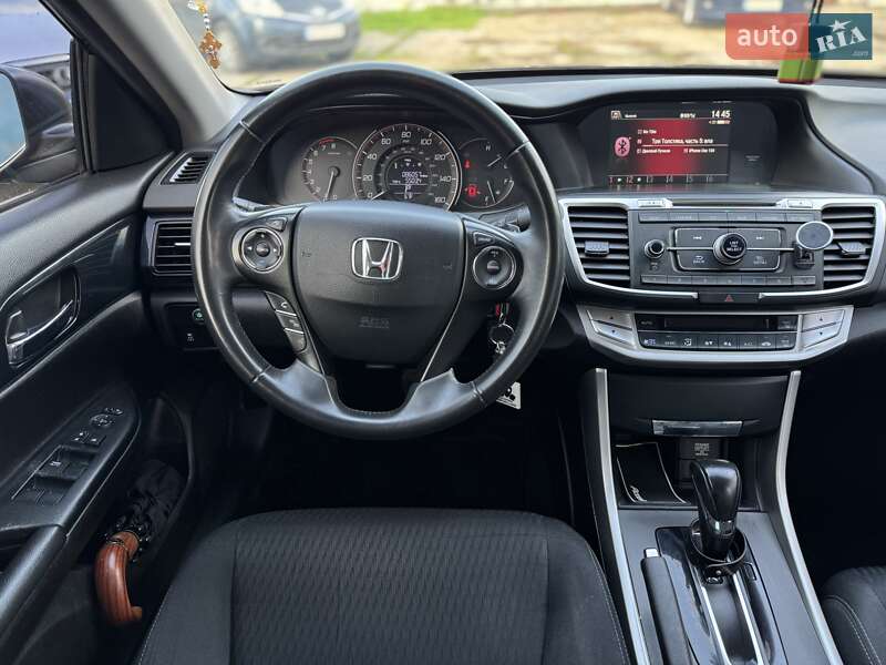 Седан Honda Accord 2015 в Одессе