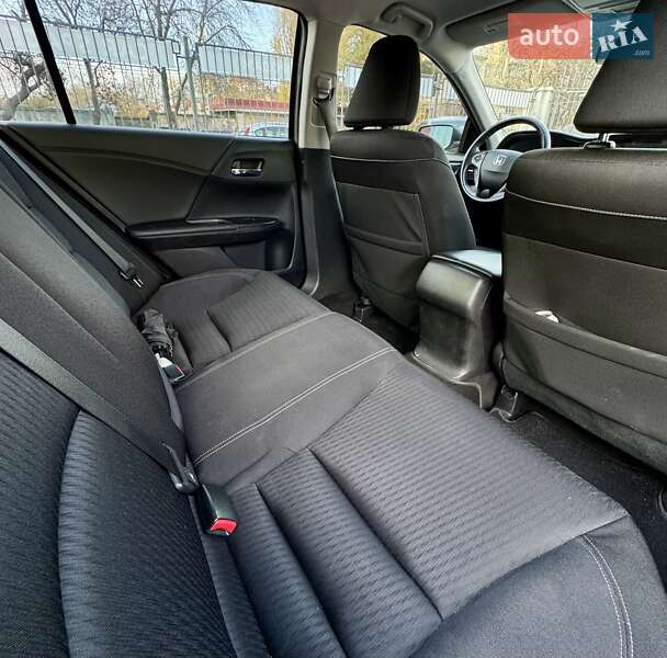 Седан Honda Accord 2015 в Одессе