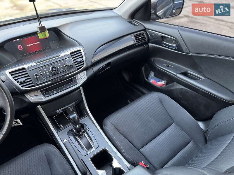 Седан Honda Accord 2015 в Одессе