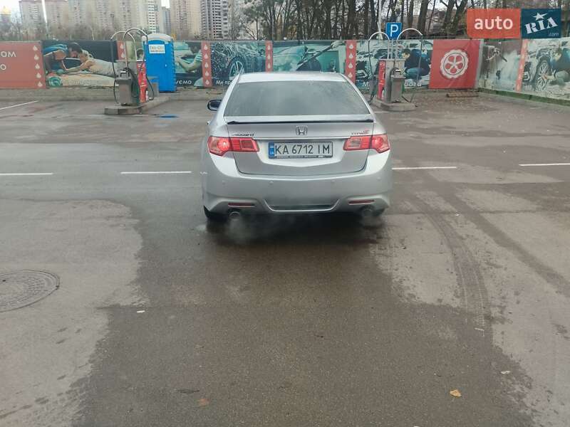 Седан Honda Accord 2012 в Киеве фото 40 Седан Honda Accord 2012 в Киеве