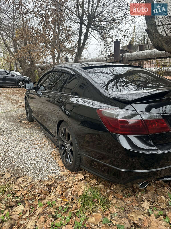 Седан Honda Accord 2013 в Днепре