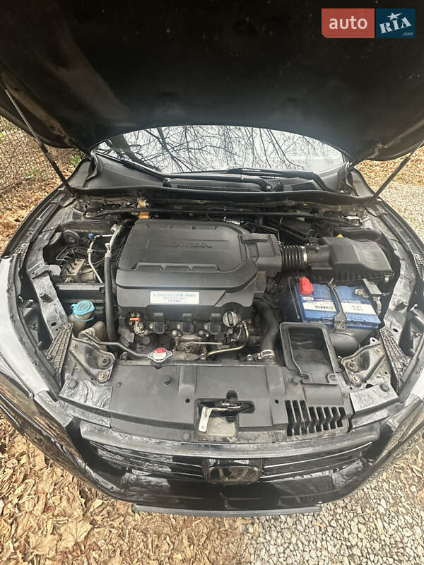 Седан Honda Accord 2013 в Днепре