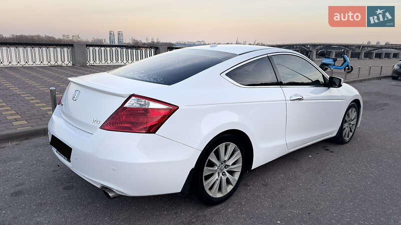 Купе Honda Accord 2008 в Киеве