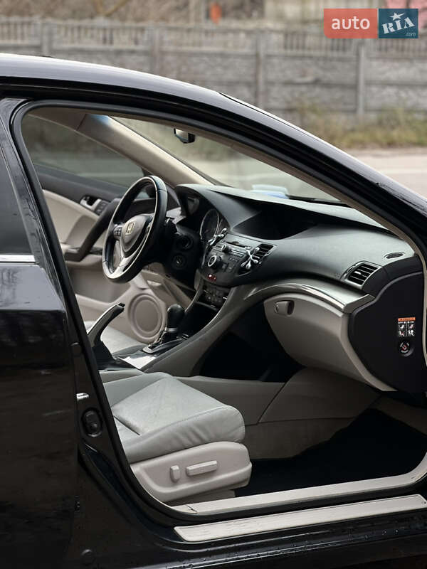 Седан Honda Accord 2008 в Києві