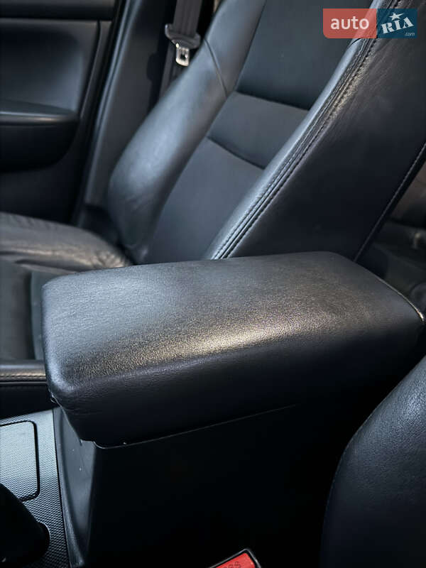 Седан Honda Accord 2003 в Киеве фото 19 Седан Honda Accord 2003 в Киеве