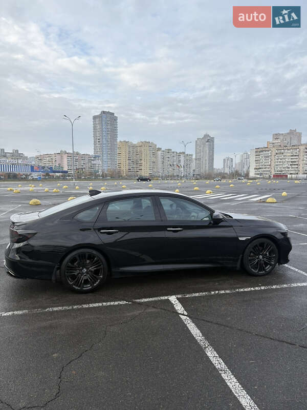 Седан Honda Accord 2018 в Киеве