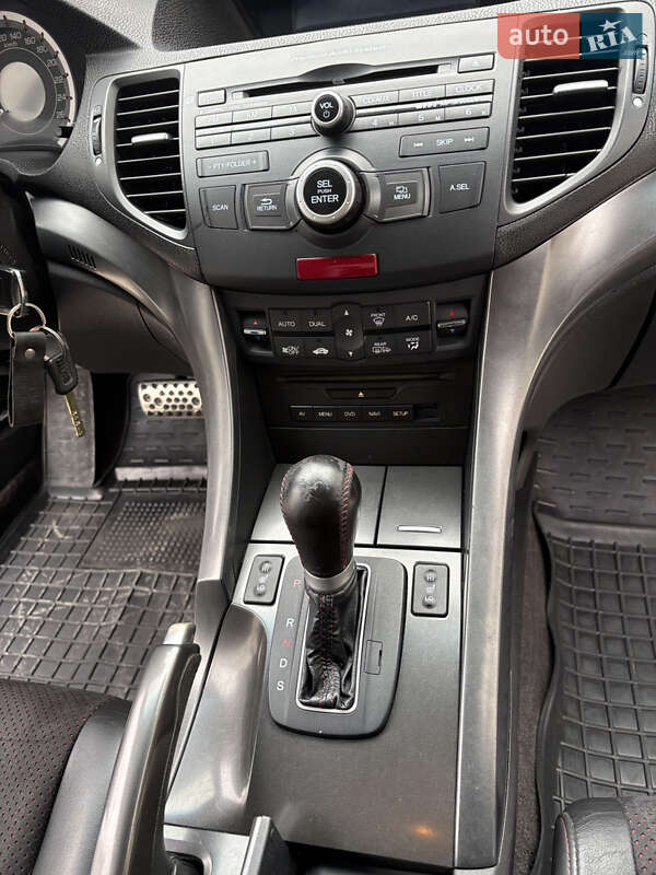 Седан Honda Accord 2012 в Одессе